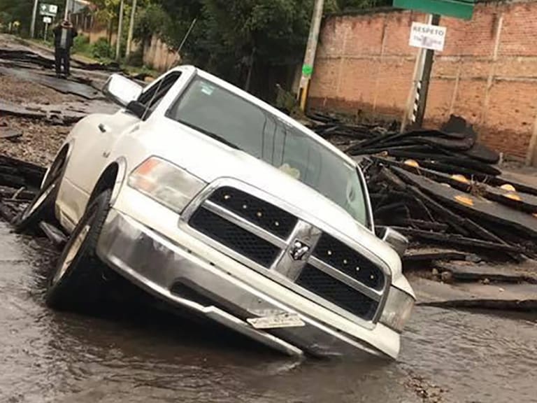 Lluvia causa inundaciones en Guadalajara, Morelia y Oaxaca