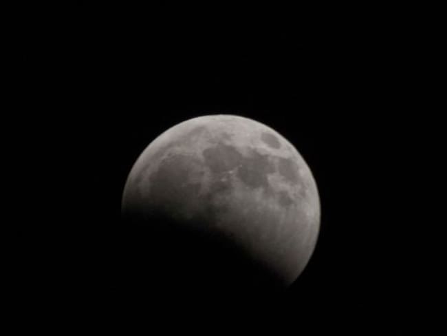 [Video] Eclipse lunar fue transmitido en vivo desde Hong Kong