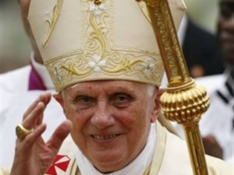 Preocupa a Benedicto XVI la suerte de cristianos perseguidos