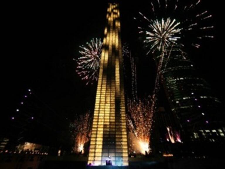 Ofrecen espectáculo de música electrónica y video en Estela de Luz