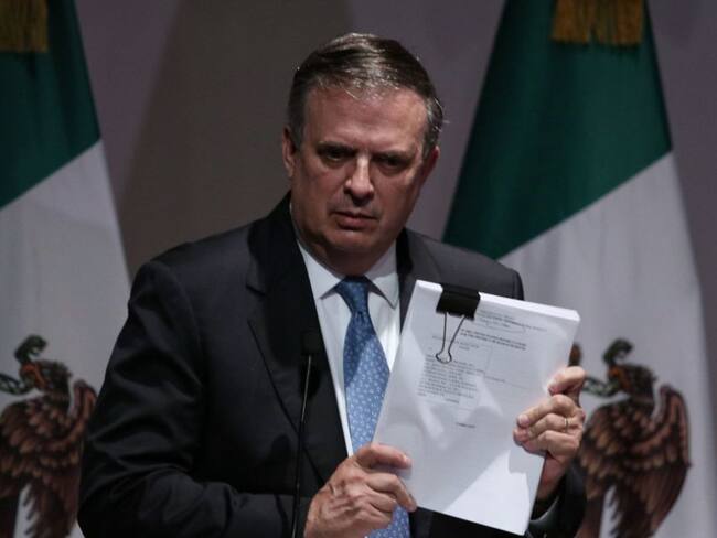 México demanda a empresas de armas de EU por tráfico ilegal