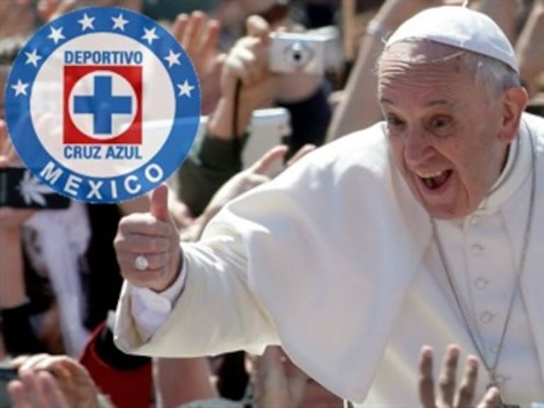 Papa Francisco recibe playera de Cruz Azul
