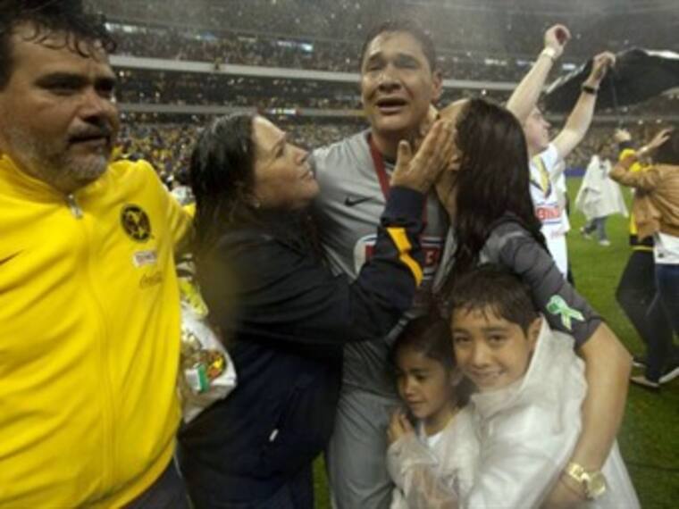 Moisés Muñoz recuerda la relación con su madre previo al 10 de mayo