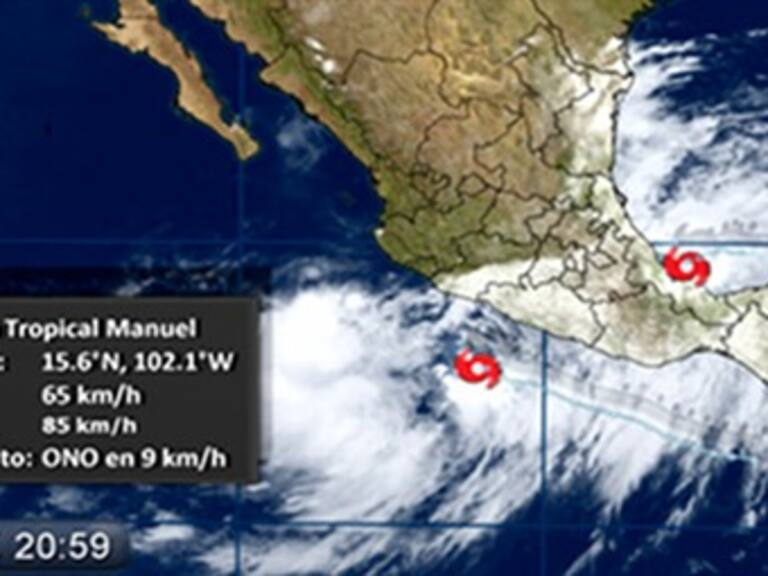 Paso de fenómenos meteorológicos por el Golfo desborda ríos en Tabasco