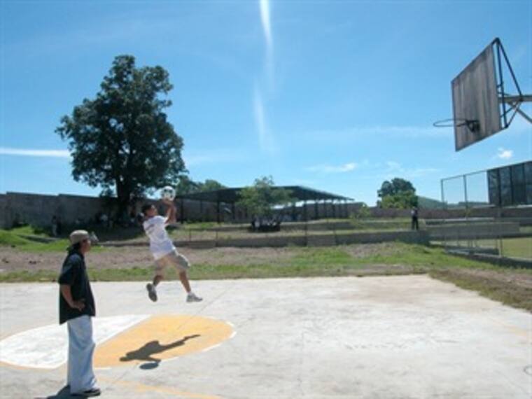 Construirá GDF parques, canchas y skatopistas contra obesidad