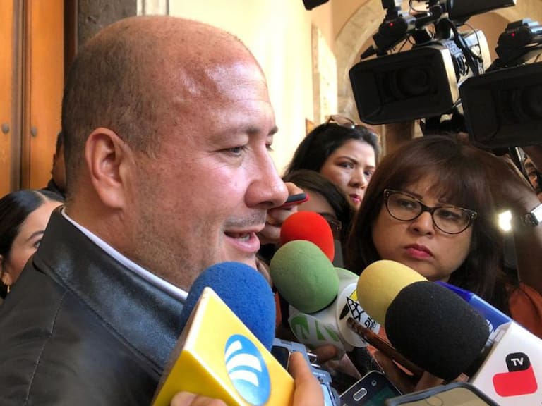 Alfaro pide sanciones para responsables de irregularidades en la L3