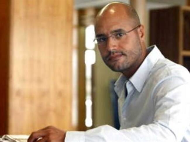 Genera incertidumbre en Trípoli la reaparición del hijo de Gadafi