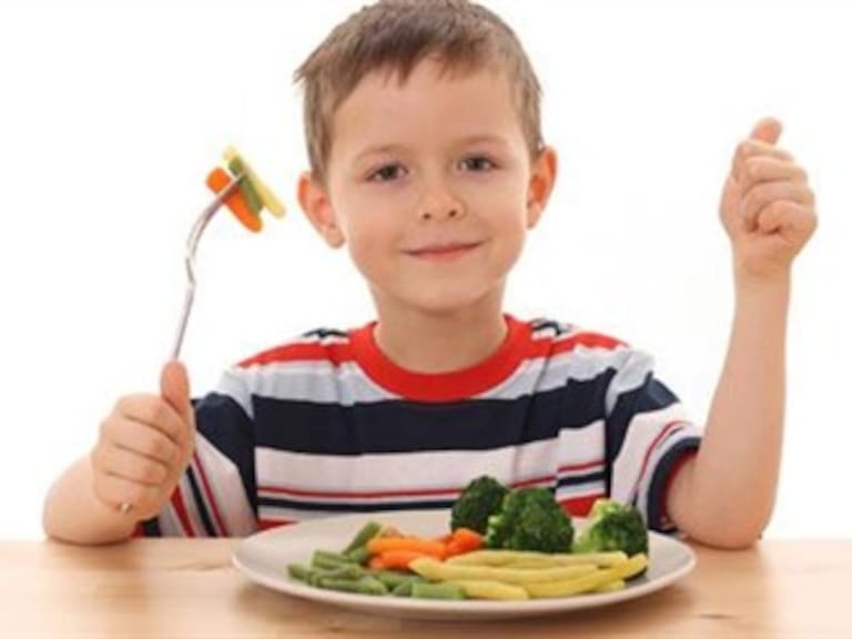 ¿Cómo saber que tu hijo está intoxicado por alimentos?