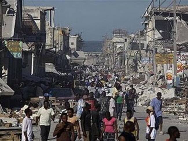 Haití llora a muertos del sismo de enero de 2010