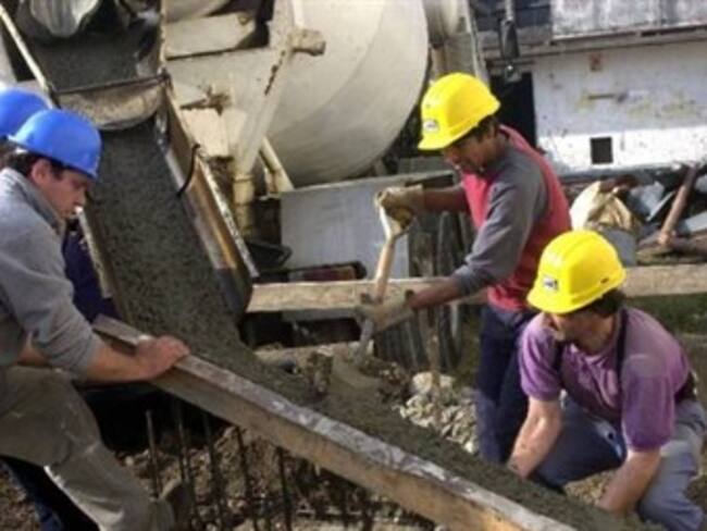 Mercado laboral en México. Pedro Tello y José Luis de la Cruz, analistas financieros