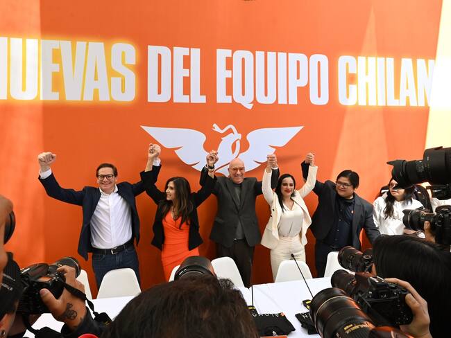 Álvarez Máynez da la bienvenida a Sandra Cuevas, Alejandra Barrales y Gibrán Ramírez en MC