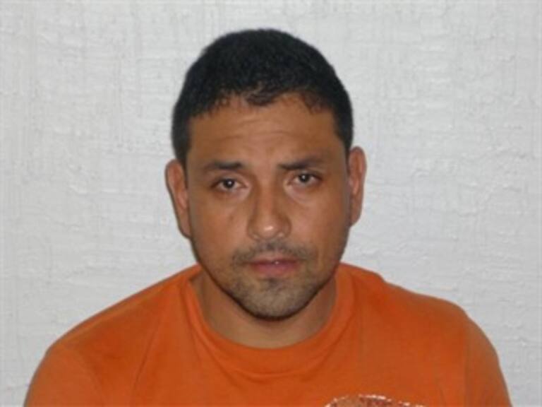 Detienen en Tamaulipas a hombre con mil dólares falsos