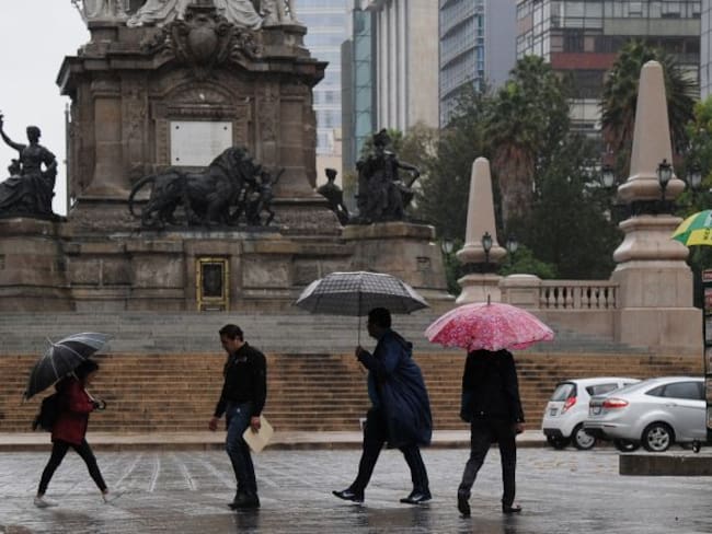 Continúan tormentas fuertes en gran parte del país