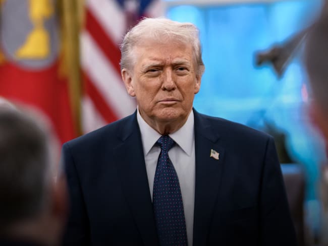 Trump exige a Irán que se rinda, solo así habrá acuerdo