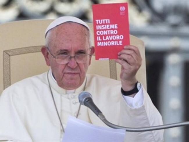 Califica Papa a esclavitud moderna como crimen de lesa humanidad