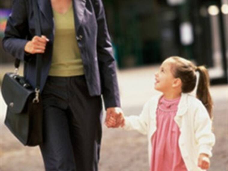 Vulnerabilidad de niños en los espacios públicos.'Planea tu día' con Alberto González