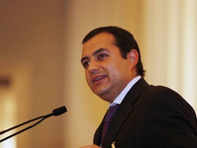 Afectan altos precios de petróleo recuperación global: Cordero