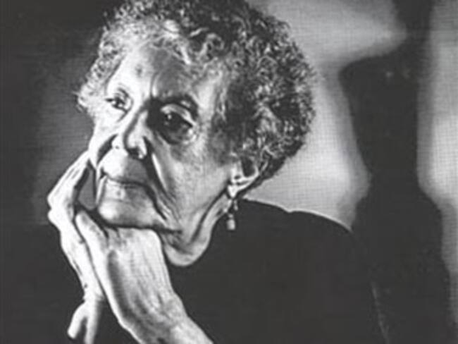 Falleció la escultora y grabadora Elizabeth Catlett