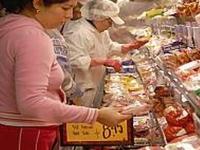 Crece 1.9% anual confianza del consumidor en marzo