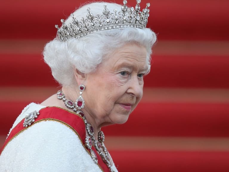 La Reina Isabel II se encuentra delicada de salud.