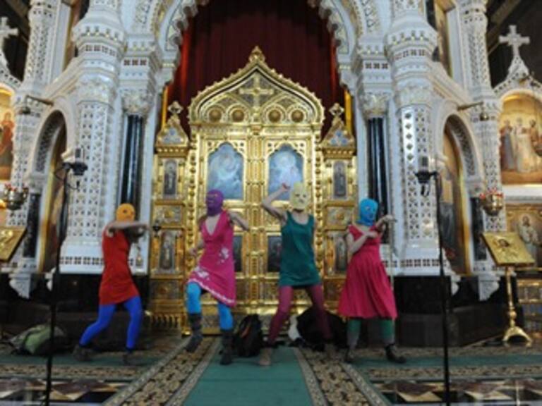 Condenan en Rusia a integrantes de Pussy Riot a dos años de cárcel