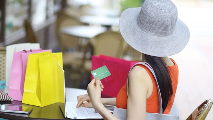 Tarjeta de crédito: Condusef alerta por deudas en vacaciones de verano