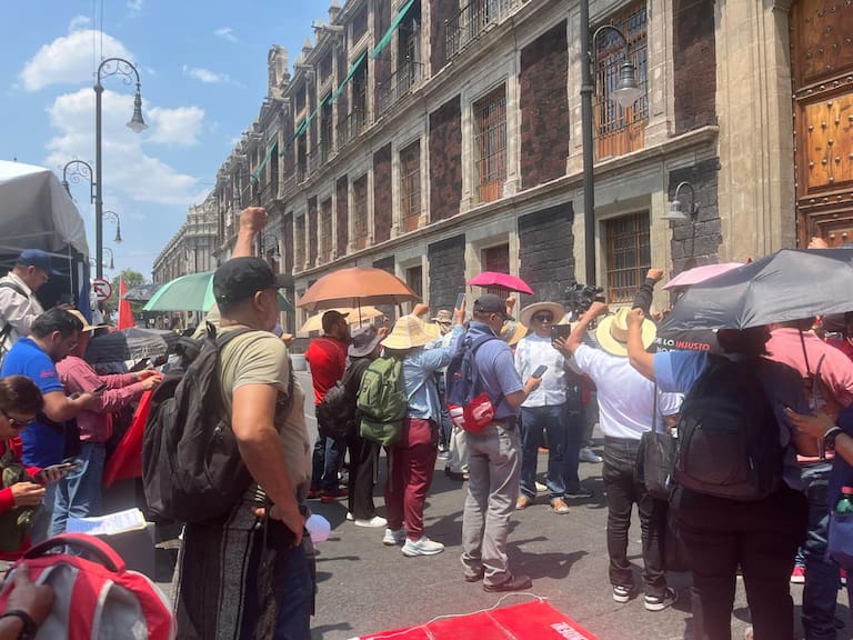 CNTE entrega pliego de demandas a la SEP