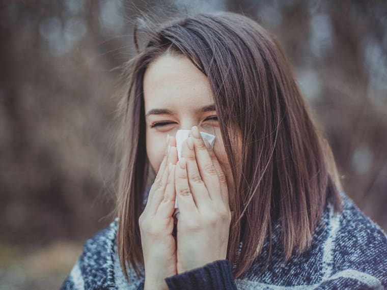 ¿Cómo sobrevivir a las alergias en invierno?