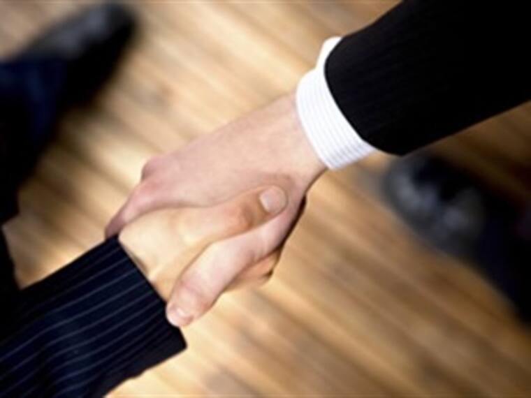 Compra Mexichem plantas en Argentina y Brasil. Momento Corporativo con Roberto Aguilar. 15/05/13