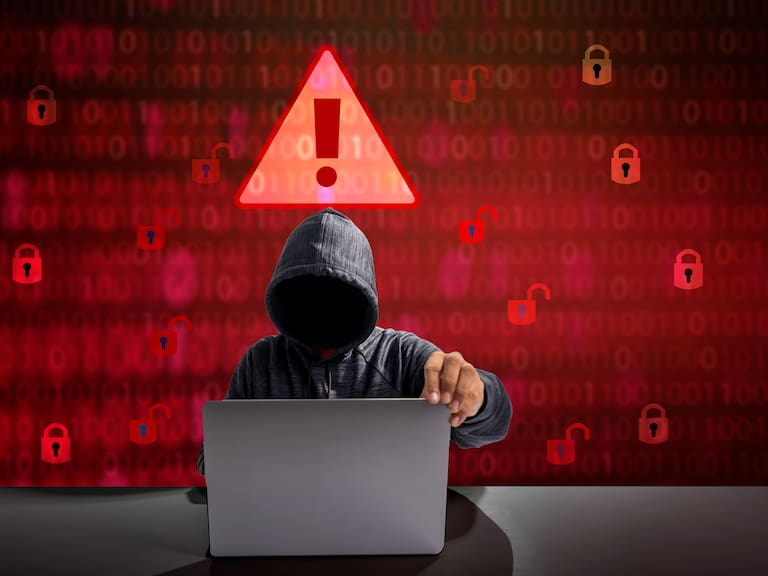 Robo de identidad: Así usan tu INE los delincuentes para solicitar créditos a tu nombre