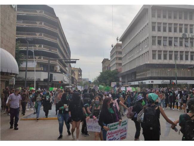 Marchan a favor del aborto en Jalisco