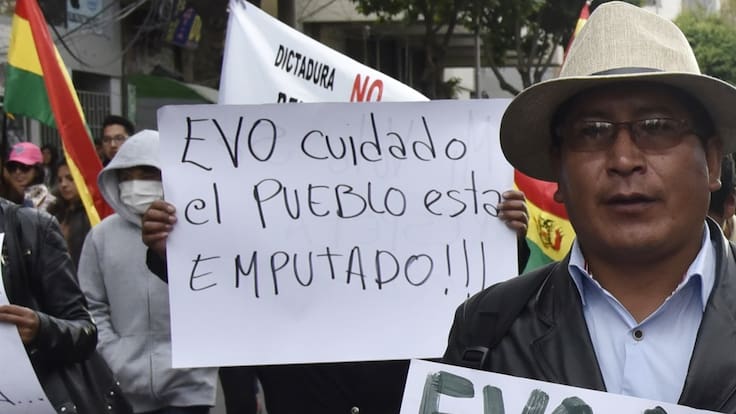 Suman 30 heridos en la jornada de protestas de este lunes en Bolivia