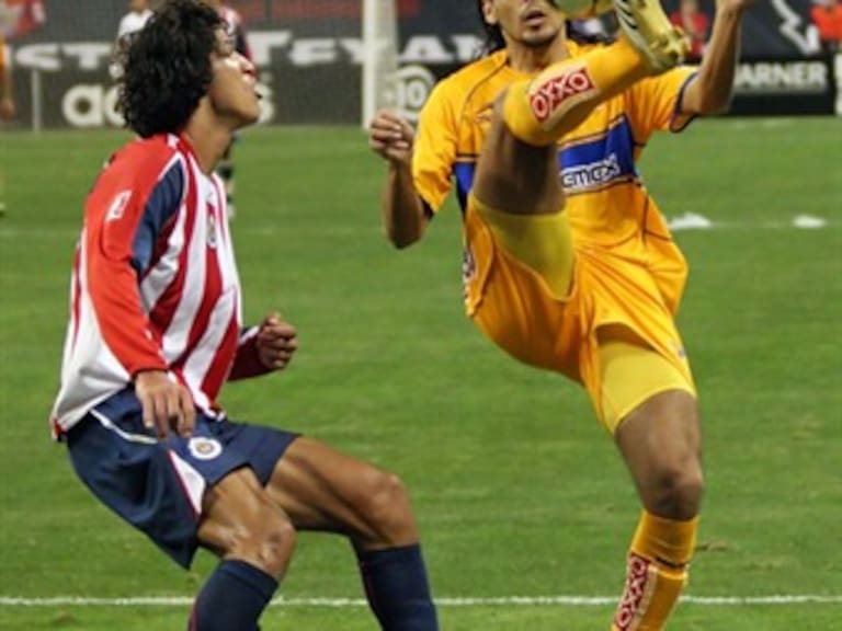 Chivas y Tigres abren el fuego de la liguilla del Clausura 2011
