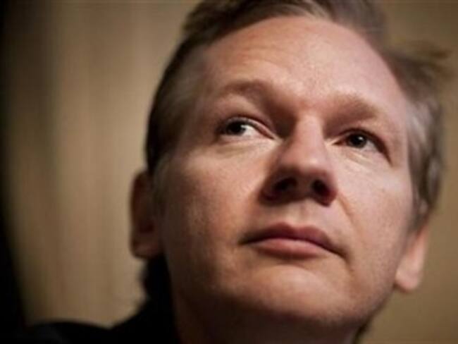 Ratifica Suecia orden de detención contra fundador de WikiLeaks