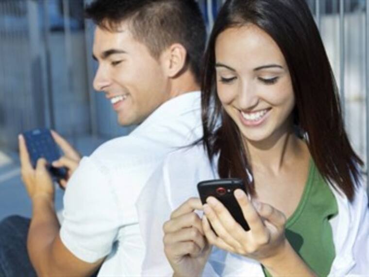 Los celos en las redes sociales y Whatsapp.'Planea tú día' con Alberto González