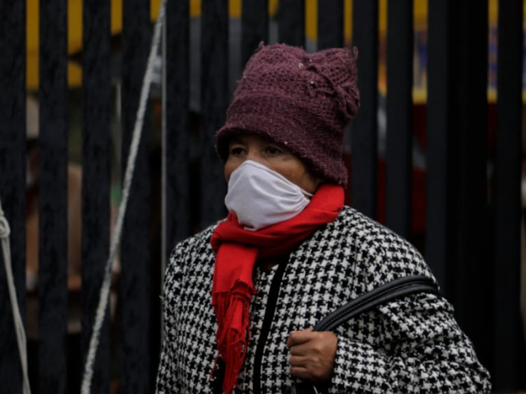 Ambiente frío al amanecer en la Ciudad de México, con bajas temperaturas en zonas altas.