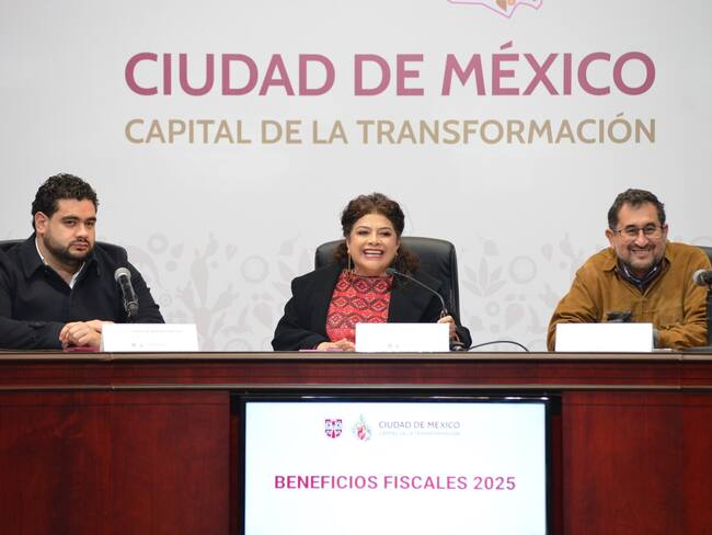 Presenta Clara Brugada paquete de descuentos para capitalinos