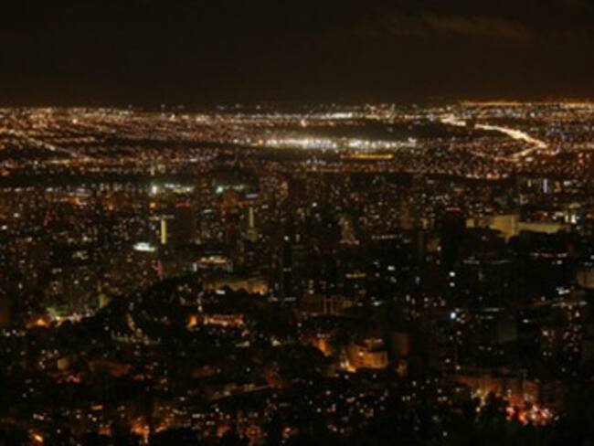 Estalla bomba a 300 metros de la sede del gobierno chileno