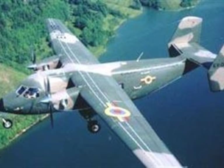 Cae avioneta militar en Acapulco