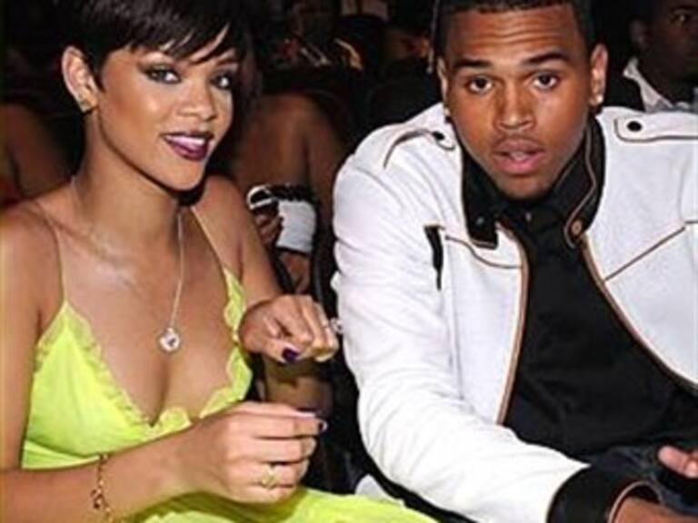 Investigan quién filtro a medios golpiza de Chris Brown a Rihanna