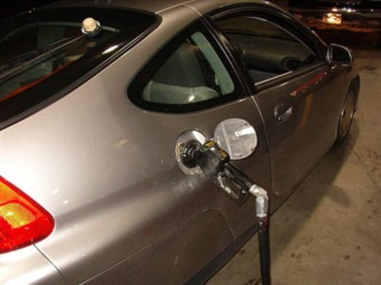 Aumenta 9.5% precio de combustibles en Panamá