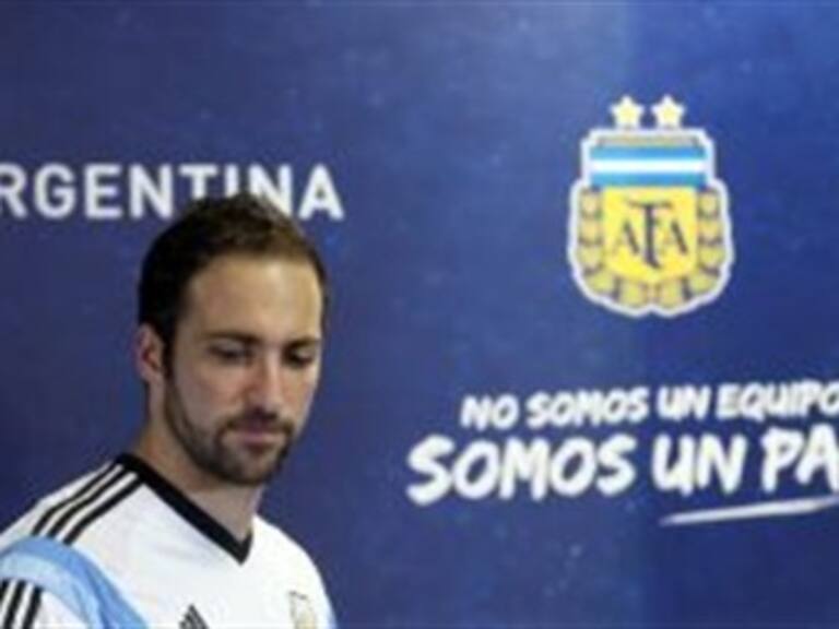 'Puedo dar más y ayudar a esta selección': Higuain