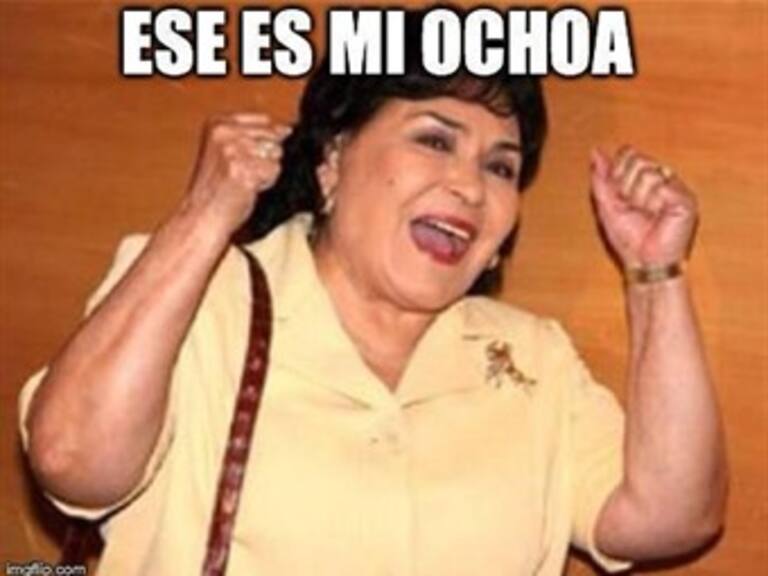 Memo Ochoa es el Héroe en la cancha... y las redes sociales