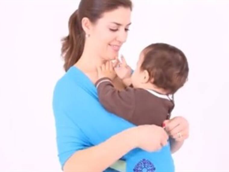 Descubre 3 técnicas para cargar a tu bebé con rebozo