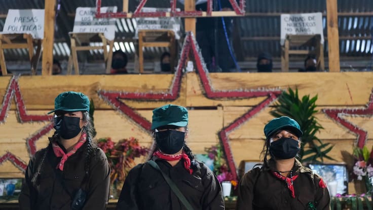 EZLN, aislado e irrelevante: Roger Bartra