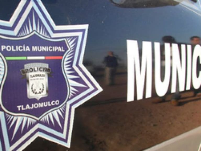 Investigan a policía de Tlajomulco por posesión de droga