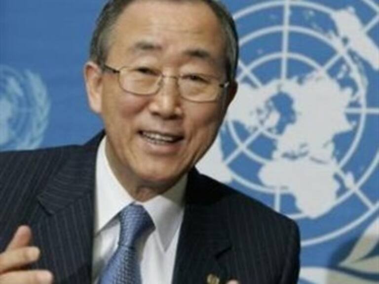 Baila PSY en la ONU con secretario general