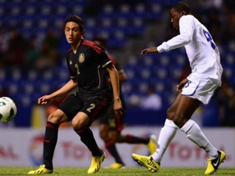 México vence a Canadá 2-0