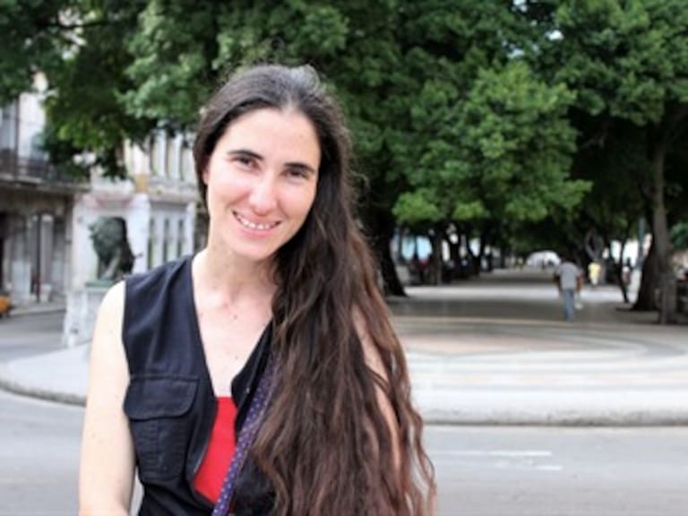 Inicia bloguera cubana Yoani Sánchez gira por EUA