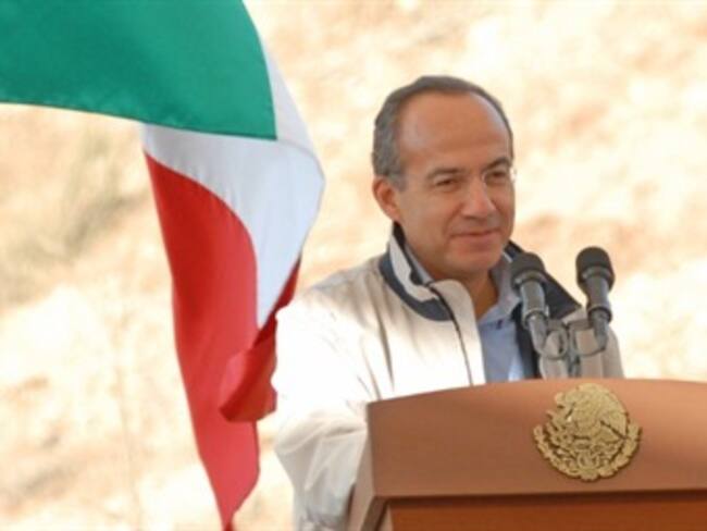 Llama Calderón a consolidar el Estado de derecho